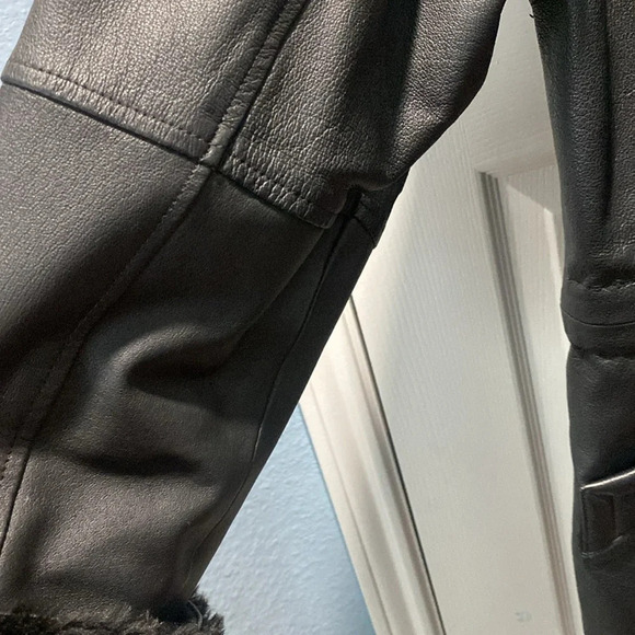 Reliable Source Fur-Lined 100% Leather Coat Size M - Picture 14 of 14